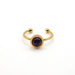 Ring Naturstein Amethyst Gold Weißer Hintergrund