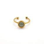 Ring Naturstein Grüner Aventurin Gold Weißer Hintergrund