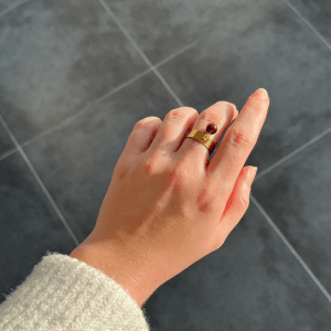 Ring Granat Frau