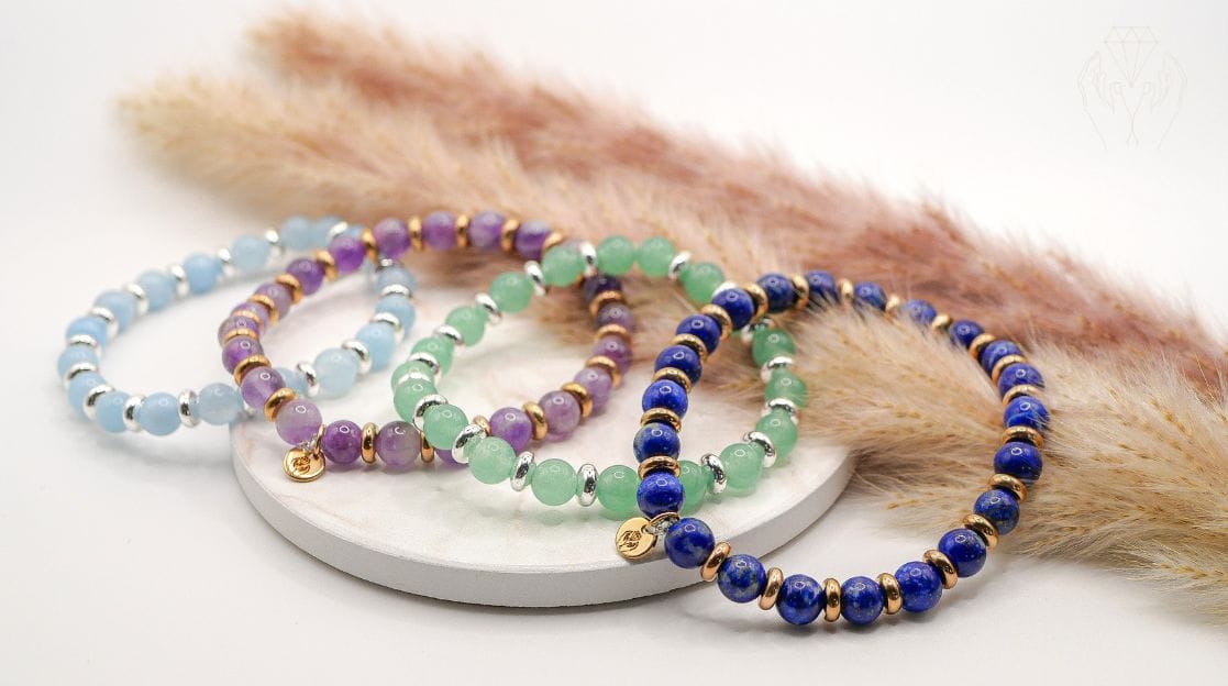 Energiestein-Schmuck: Wohlbefinden trifft Eleganz 3 Armbänder aus Natursteinen Aquamarin - Amethyst - Grüner Aventurin - Lapislazuli