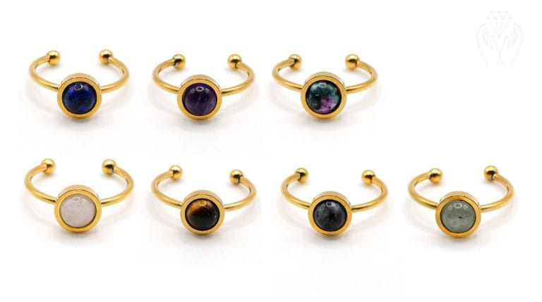Set aus Ringen Gold mit Natursteinen