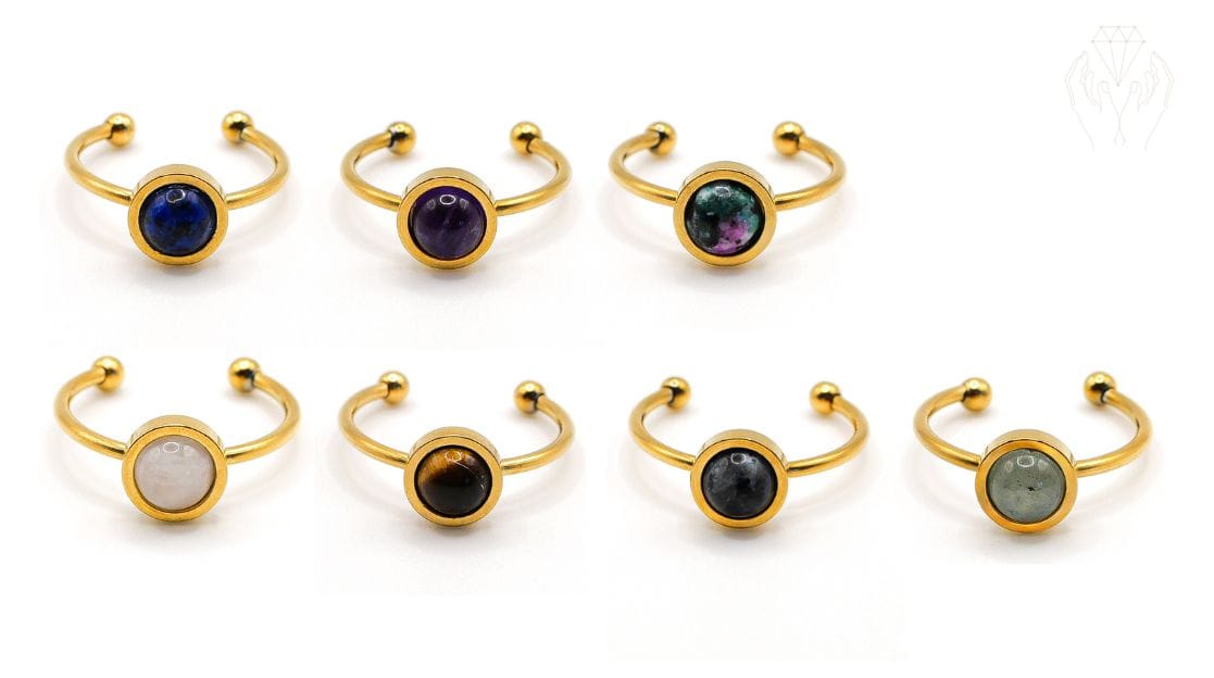 Set aus Ringen Gold mit Natursteinen